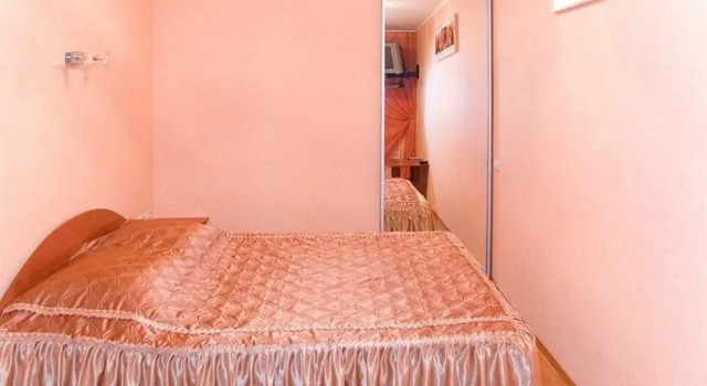 Apartment Megapolis On Koltsovskaya 30A