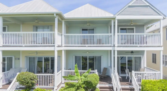 Village at Hawks Cay Villas by KeysCaribbean, Book Hotel Duck Key Marathon
