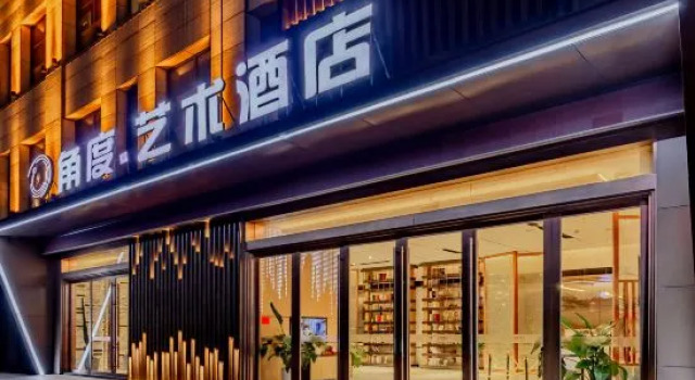 Angle Art Hotel