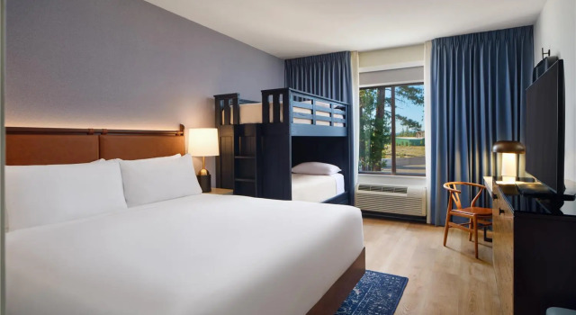 Двухместный семейный номер Standard Martis Valley Lodge, Tapestry Collection by Hilton