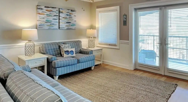 Номер Standard с балконом Brass Rail Villas by Tybee Vacation Rentals