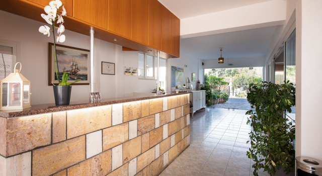 Χρυσή Αμμουδιά, Réserver Hôtel Edipsos Grèce-Centrale
