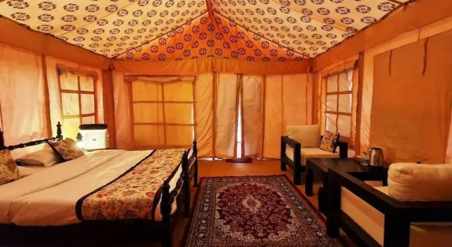 Prayagraj Cottages By Ganges View Stays, Забронировать Отель Отели Аллахабад с парковкой, Парковка