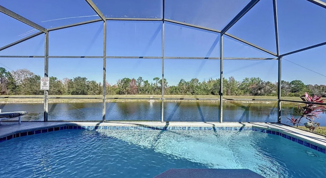 4 Bed in Emerald Island Resort Mins to Disney