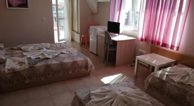 Полулюкс Apartments Ivelin