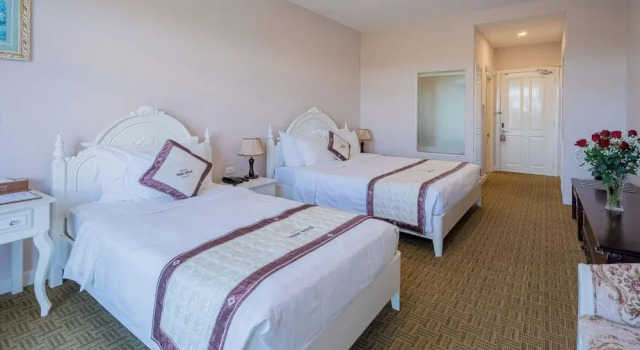 Трёхместный номер Superior с балконом Ngoc Phat Dalat Hotel