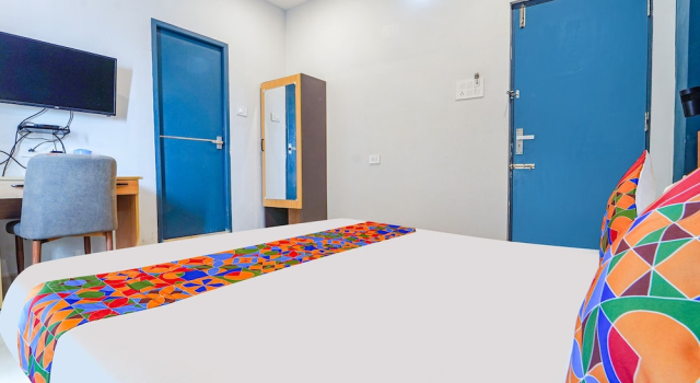 Fabexpress Silver Palace, Varaa Hotelli Chennai Tamil Nadu