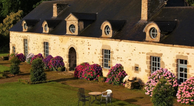 Château de la Chasse-Guerre, Забронировать Отель Арданж Майенн