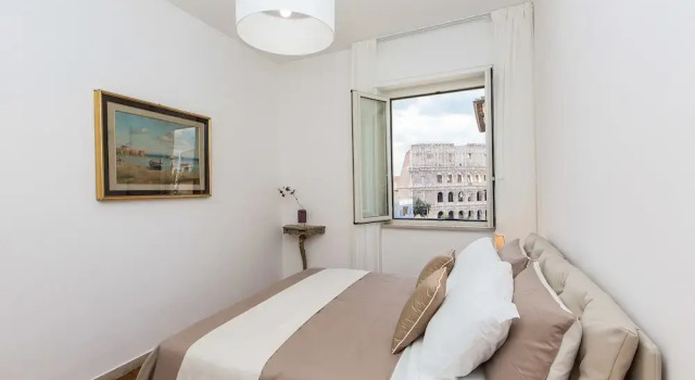 Rental In Rome Colosseum View Luxury Apartment, Забронировать Апартаменты/квартира Апартаменты Рима, рядом с Piazza San Giovanni in Laterano, Апартаменты/квартира