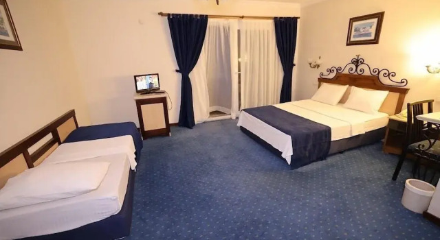 Трёхместный номер Standard с балконом и с видом на окрестности Sirius Mi Hotel Gumuldur