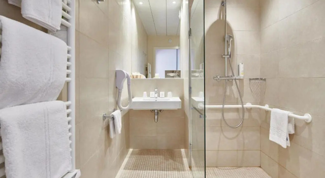 Двухместный номер Comfort с видом на море Hôtel Vacances Bleues Royal Westminster