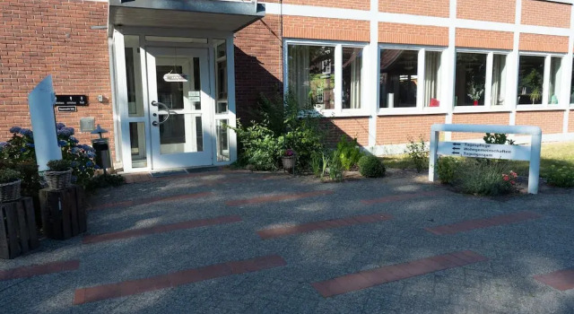 Dorfpark Falkenburg, Book Hotel Ganderkesee Lower-Saxony