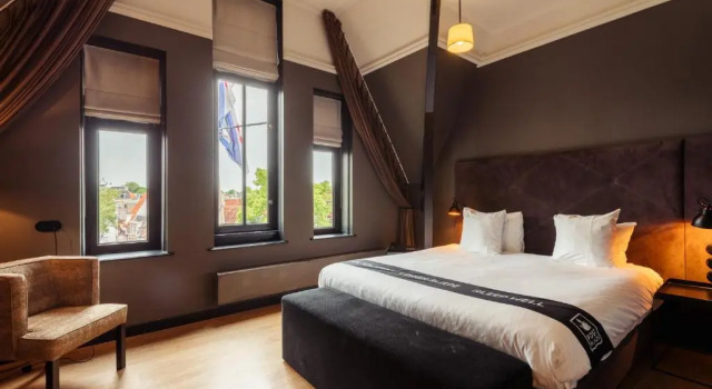 Двухместный номер Deluxe Post-Plaza Hotel & Grand Café