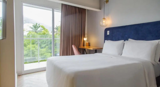 Habitación doble Estándar con balcón Faranda Collection Cali, a member of Radisson Individuals