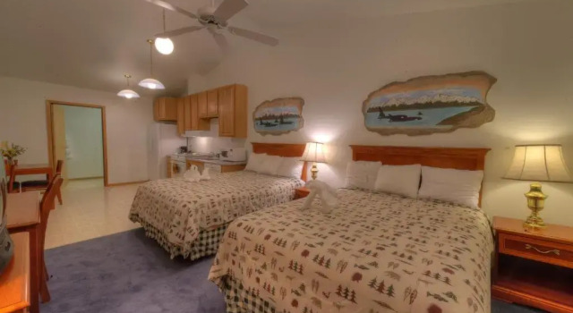 Четырёхместный номер Standard Frontier Suites Hotel in Juneau