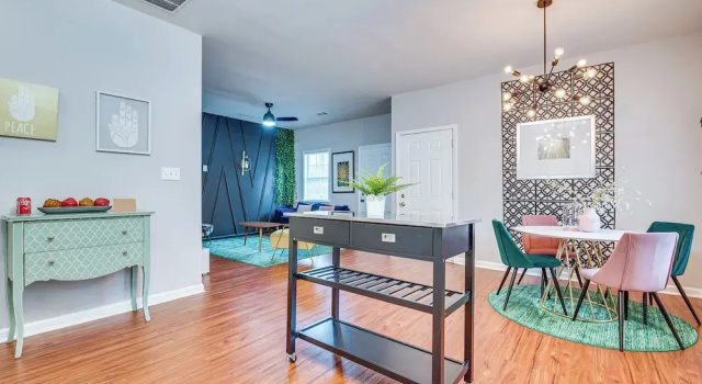 Апартаменты с 3 комнатами с балконом Idyllic Atlanta Apartment: 6 Mi to Airport