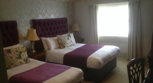 Barrys Hotel