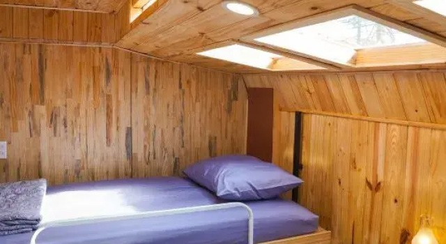 Кровать в общем номере (мужской номер) Lumiere Family Village Đông Tác