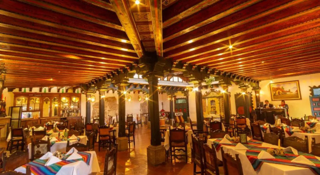 Hotel Posada de Don Rodrigo Antigua, Rezerwuj Hotel Antigua Guatemala Zacatepeques