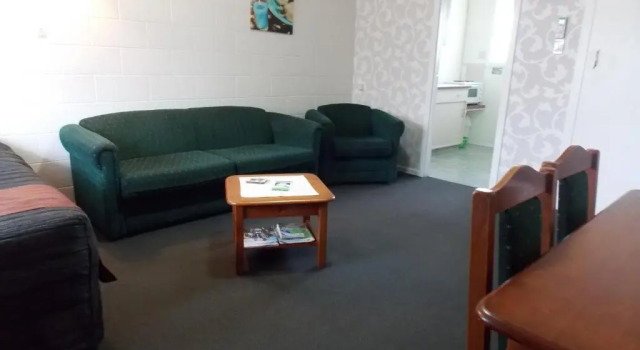 Апартаменты Rangiora Lodge Motel