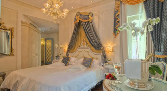 Двухместный номер Superior с видом на парк Villa e Palazzo Aminta - A Leading Hotel of The World