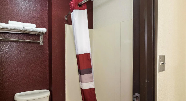 Двухместный номер Superior Red Roof Inn & Suites Hermitage