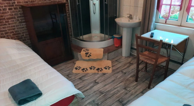 Auberge Des Pilotis, Book Hostel Hostels in Upper Normandy, Hostel