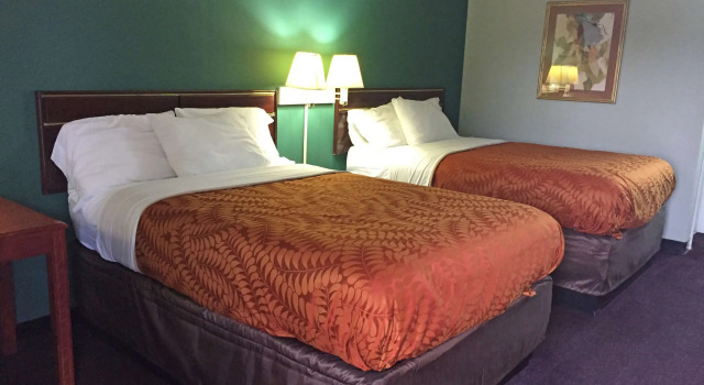 Четырёхместный номер Standard Americas Best Value Inn Manchester, TN