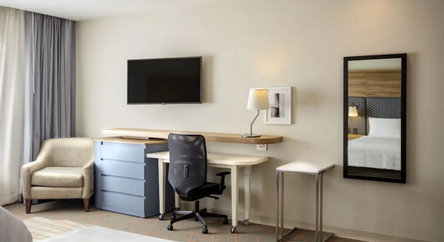 Standard Vierer Zimmer Holiday Inn & Suites - Aguascalientes by IHG