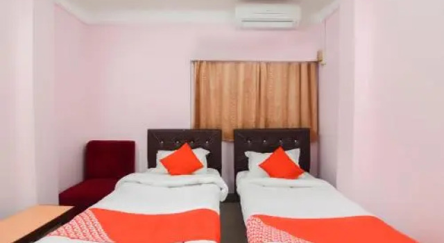Uttaran Royal Guest House, Buchen Sie Pension Agartala Tripura