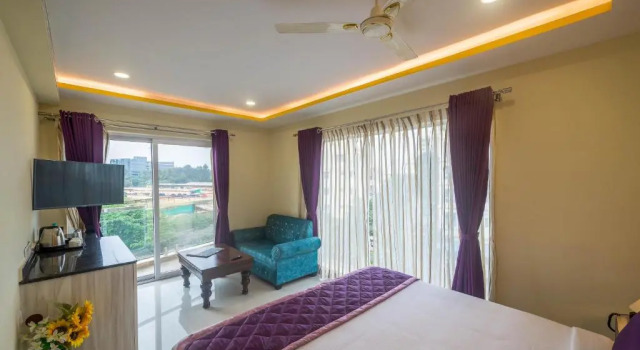 Номер Standard с балконом Zenith Suites