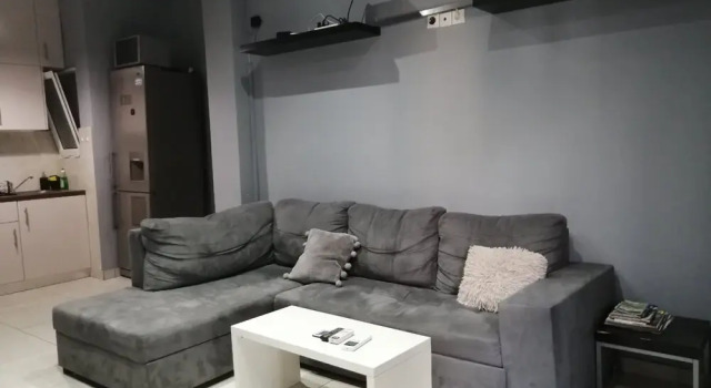 Bright And Modernized Apartment Psyri