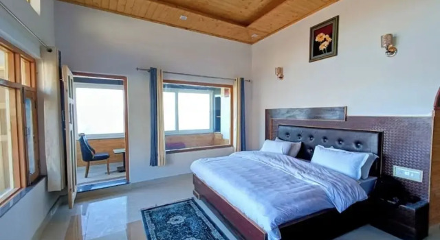Номер Premium Mount View Dhanaulti Dreams