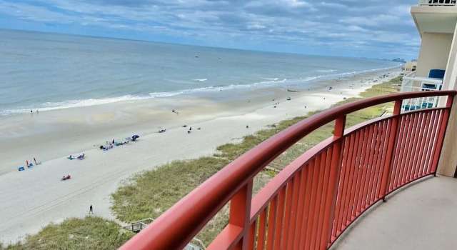 South Shore 1001 4 Bedroom Condo by RedAwning, North Myrtle Beach