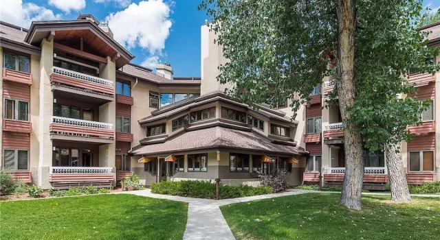 1112 Trappeur's Lodge, Trappeur's Crossing Apartment 4