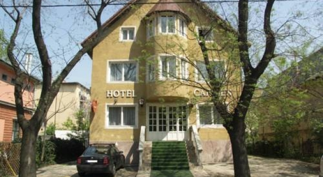Carmen Pension, Varaa Hotelli 14. Zugló 