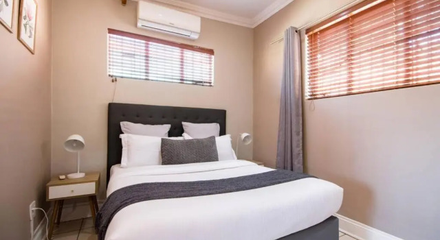 Beautiful and Modern apartment close to Menlyn