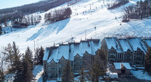 Апартаменты 2BR Slopeside in Chateau Ridge Blue Mountains