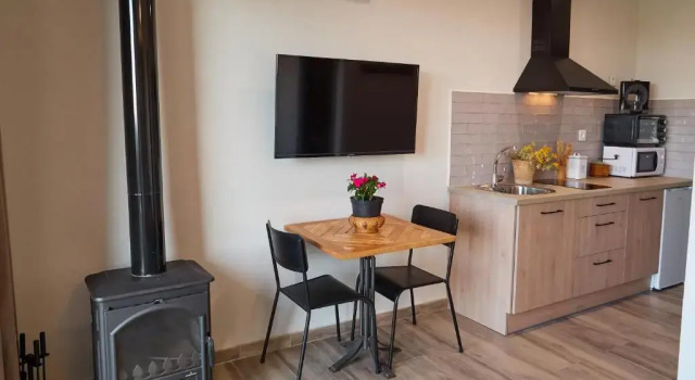 Двухместный номер Deluxe с видом на реку Casas Rurales Maribel - Complejo Moradas del Cerro 1 - Suites con Jacuzzi en Alcalá del Júcar