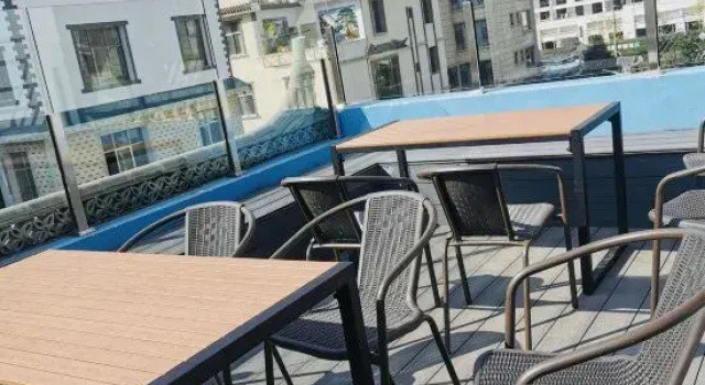 Seven Guesthouse, Buchen Sie Hotel Hotels in Yunnan mit Parkplatz, Parkplätze