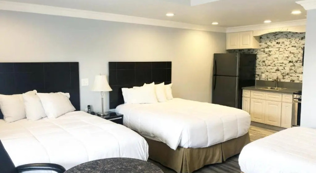 Семейный люкс Crystal Lodge Motel