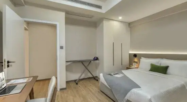 Люкс с 2 комнатами Adoor Suites Riverside Changsha
