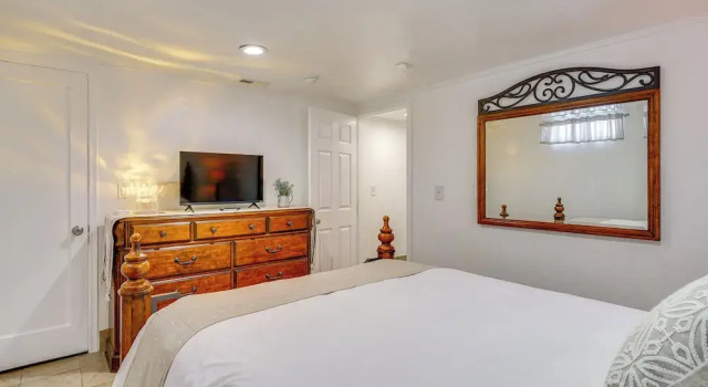 Private Patio & Gym: Spacious Salt Lake City Home!, Забронировать Отель Солт-Лейк-Сити Salt Lake County