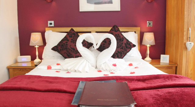 Номер Superior St Johns Lodge Guest House incl off-site leisure club