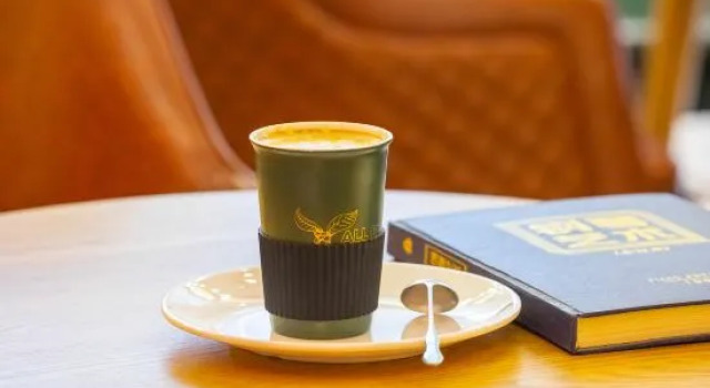 The first  james joyce coffetel Changyang subway station in Beijing, Book Hotel Hoteller i Beijing Province med parkering, Parkering
