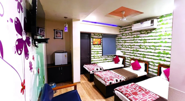 Hotel Vandana Palace, Book Hotel Hoteller i Surendranagar med parkering, Parkering