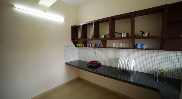 Апартаменты Executive c 1 комнатой Indeevaram Residency