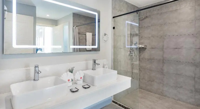 Полулюкс с красивым видом из окна Ramada By Wyndham St Kitts Resort