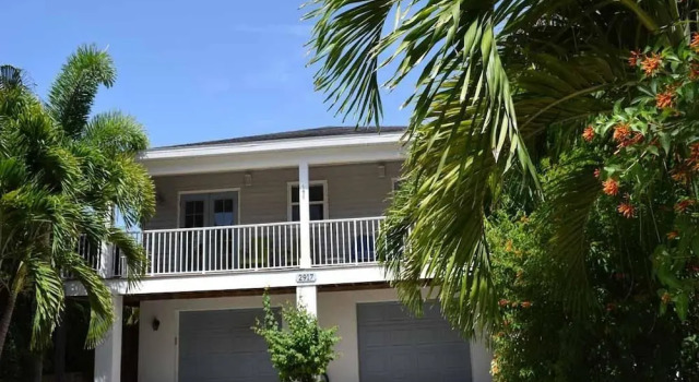 Adams Eden, Забронировать Отель Холмс-Бич Sarasota Area