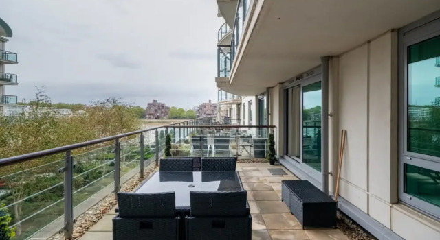 Апартаменты с балконом Central 2BD Flat w/ River View Balcony - Vauxhall!